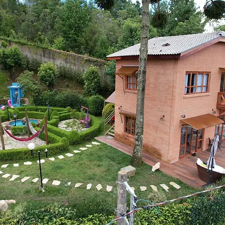 Vila Husky Pousada Campos do Jordao Exterior photo